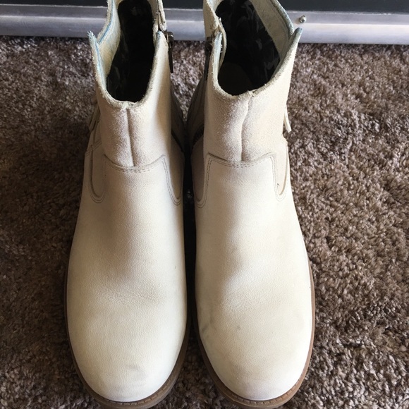 UGG Shoes - Ugg booties 7